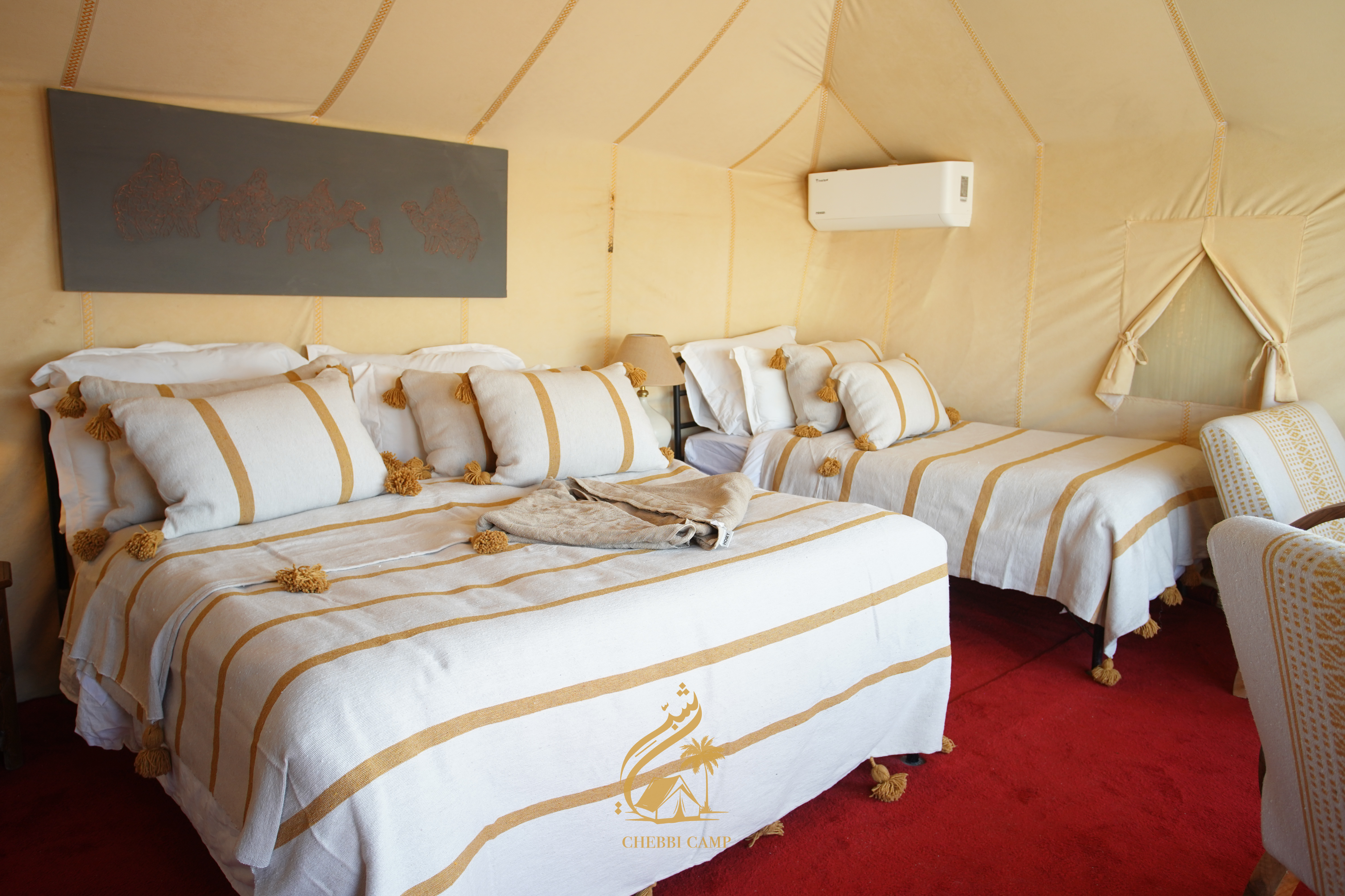 Tent 09